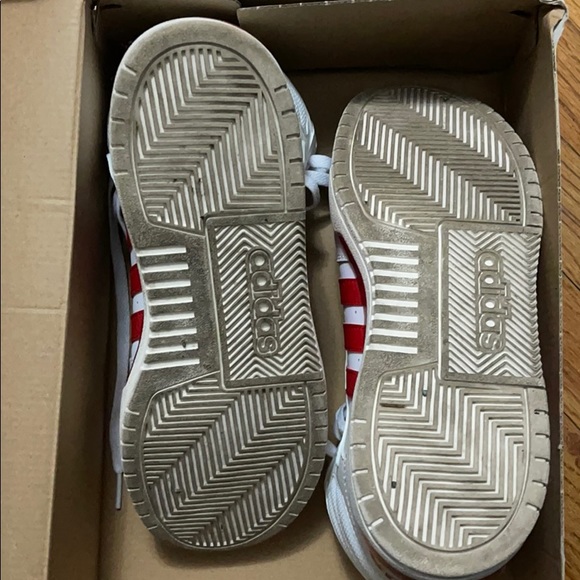 Adidas - Picture 4 of 5